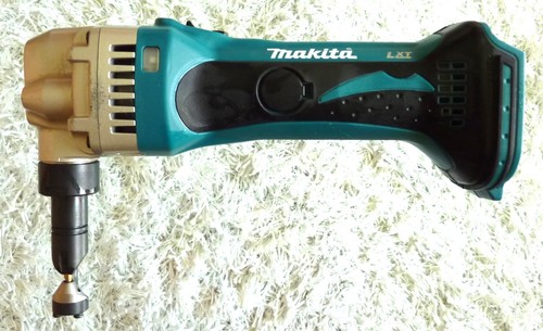 Makita djn 161 - makita,